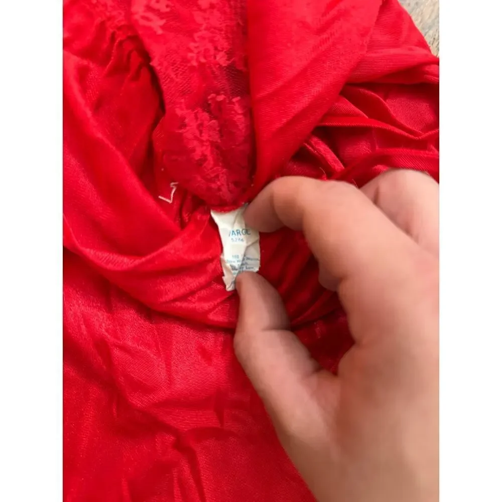 Vintage Zarga Women's Red Rosette Lace V-neck Full Slip lingerie Size Large - Picture 3 of 3